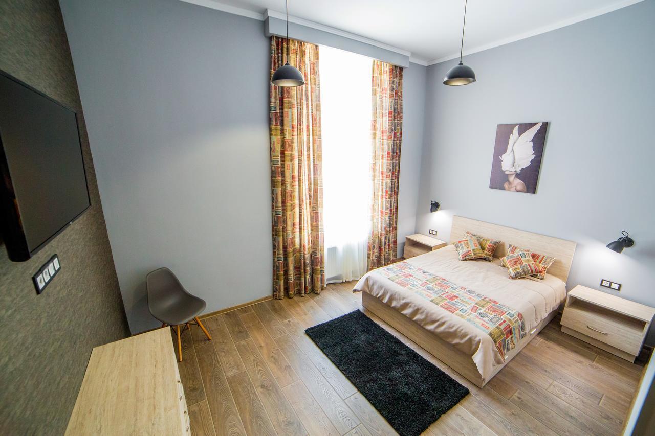 לבוב Apart Hotel On Rynok Square מראה חיצוני תמונה