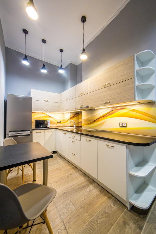 לבוב Apart Hotel On Rynok Square מראה חיצוני תמונה