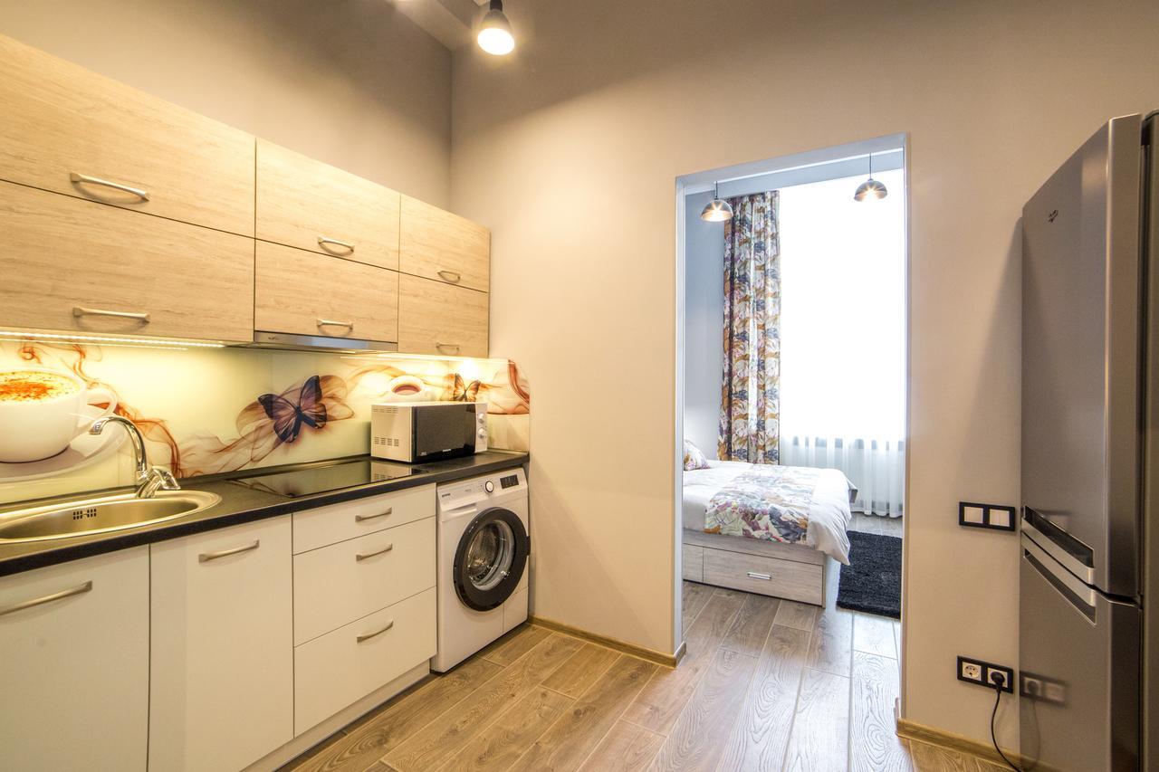 לבוב Apart Hotel On Rynok Square מראה חיצוני תמונה